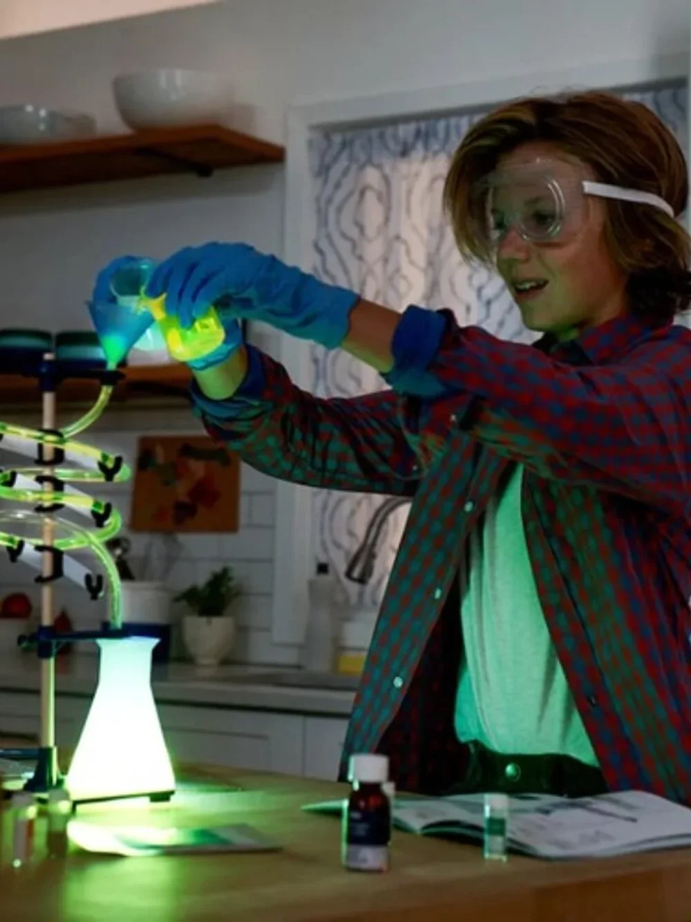 KiwiCo Glow Lab build kit. Recommended ages 14+